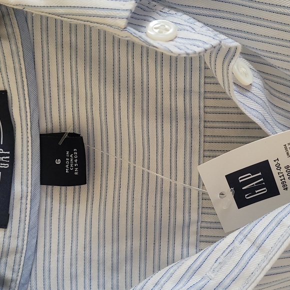 GAP-Women's button-down shirt - Picture 9 of 13